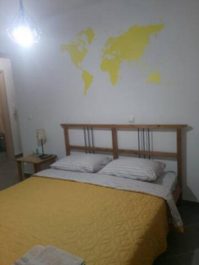 Makis rooms C